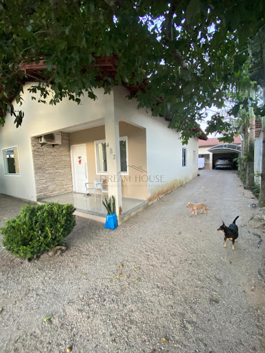 Casa à venda em Tijucas, Universitário, com 5 quartos, 360m² - Dream House Negócios Imobiliarios